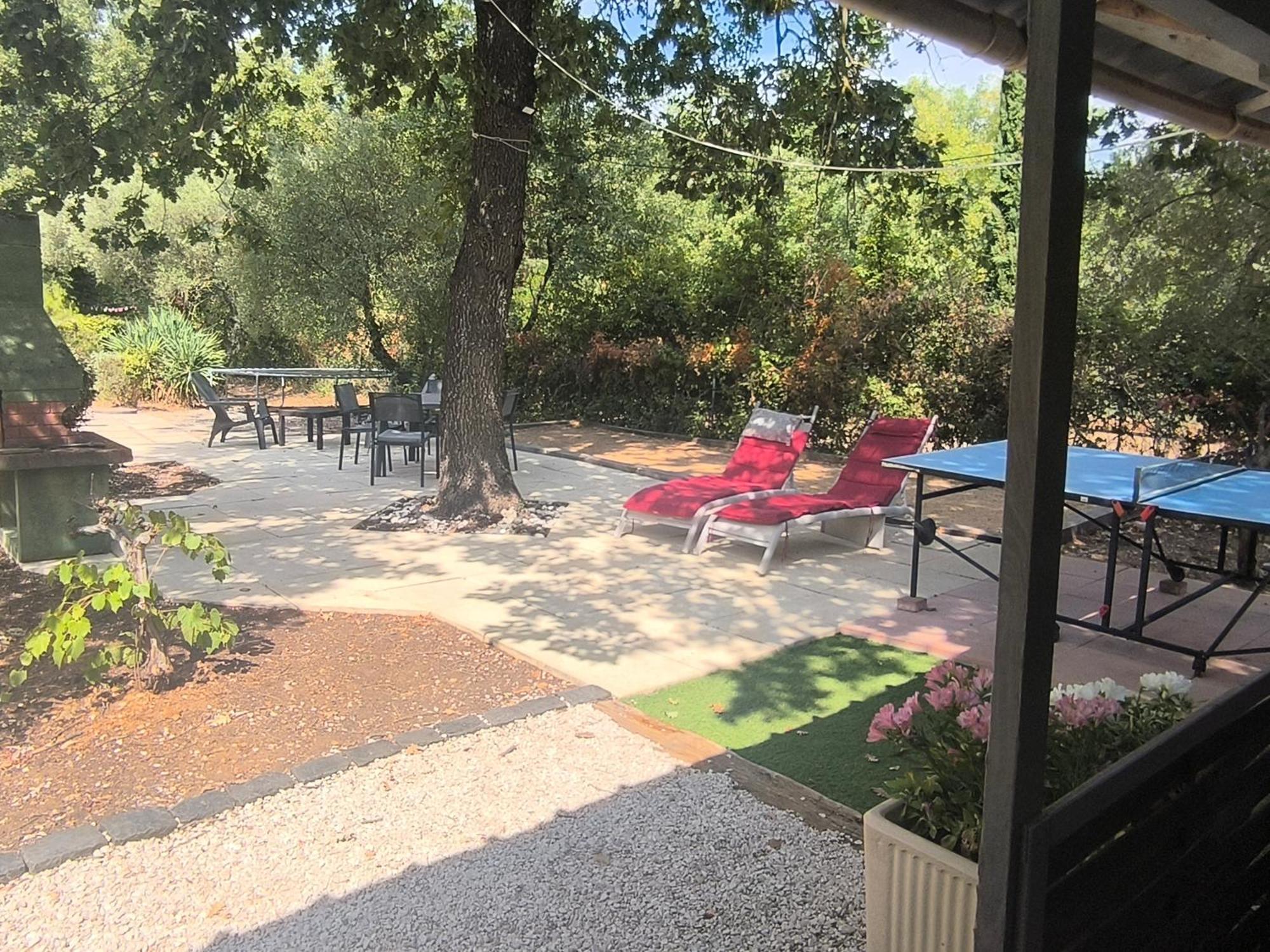 Villa Terre Neuve Signes Bagian luar foto
